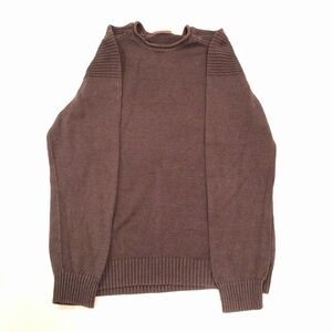DKNY men’s brown Lon sleeved sweater. EUC!